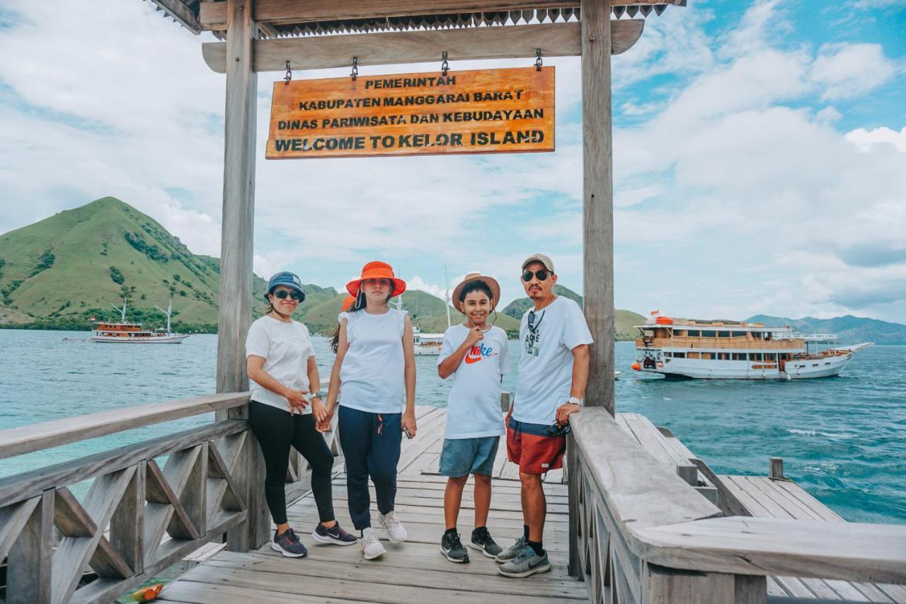Komodoku One Love Homestay And Tour Лабуан-Бахо Экстерьер фото
